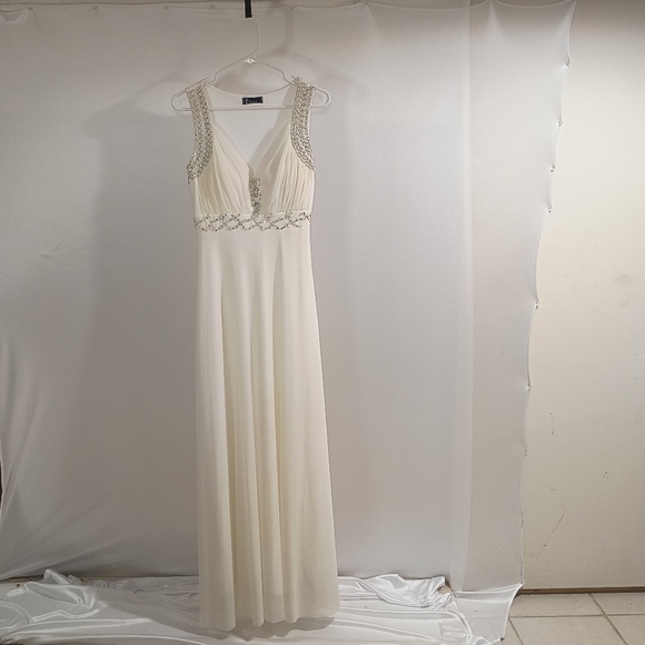 Coco Collection Women's 38 White Wedding Dress - Picture 1 of 8